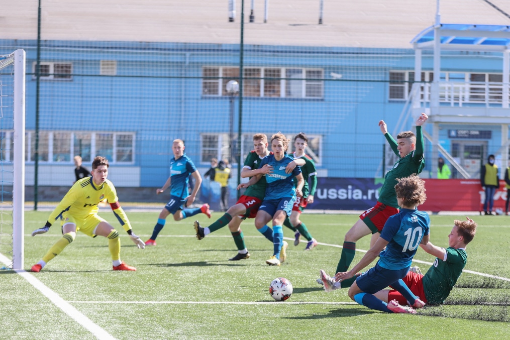 Юношеская футбольная лига-2, «Зенит» U-17 — «Локомотив» U-17