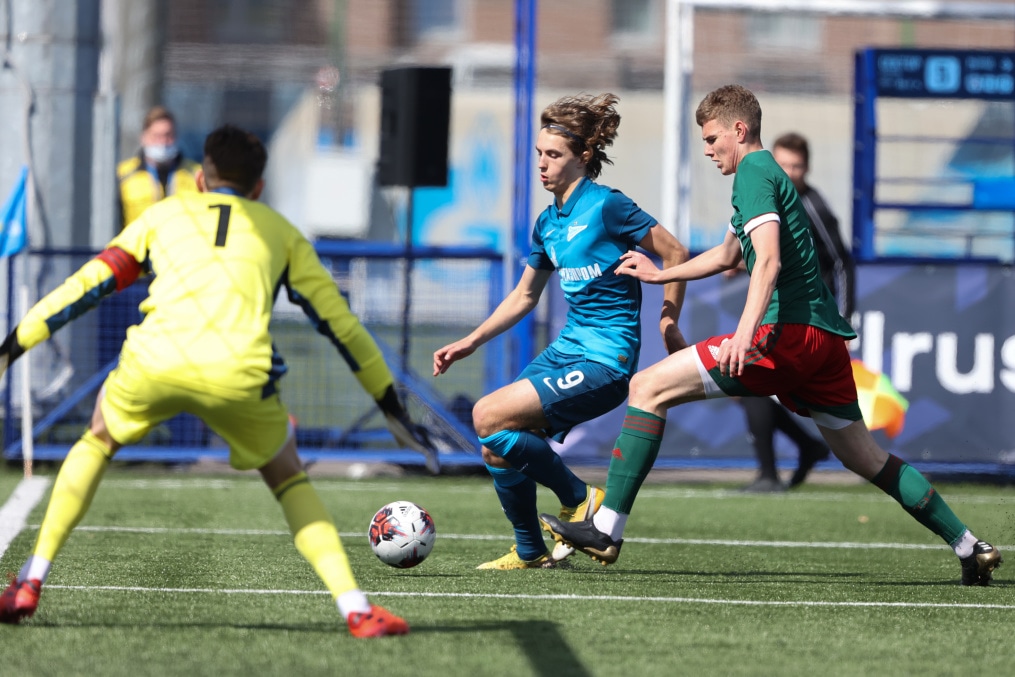 Юношеская футбольная лига-2, «Зенит» U-17 — «Локомотив» U-17