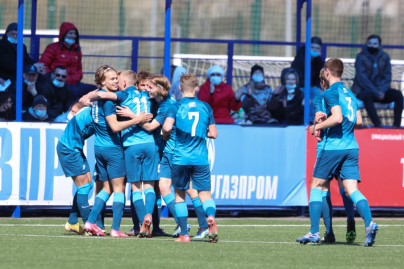 Юношеская футбольная лига-2, «Зенит» U-17 — «Локомотив» U-17