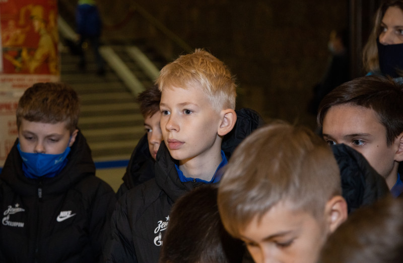 Команды Академии «Зенита» посетили Монумент героическим защитникам Ленинграда