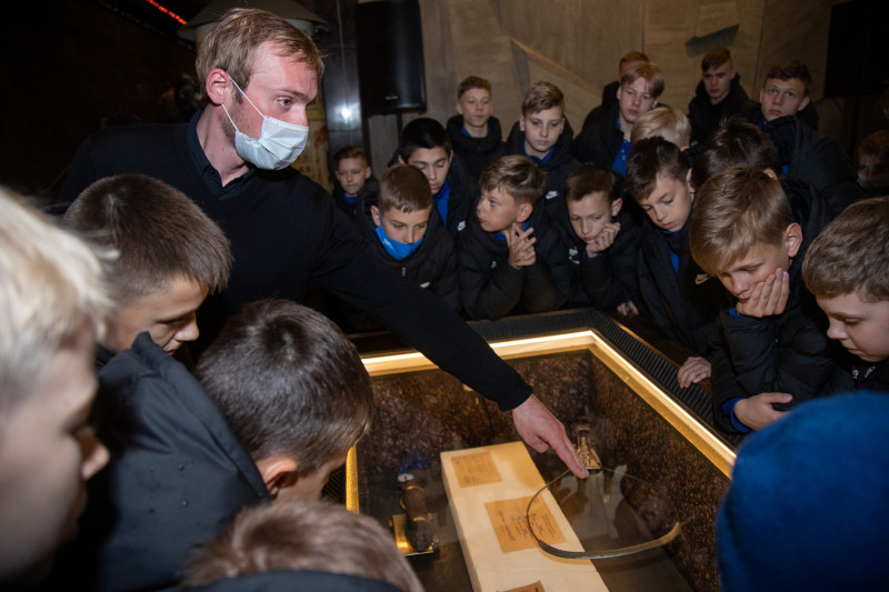 Команды Академии «Зенита» посетили Монумент героическим защитникам Ленинграда