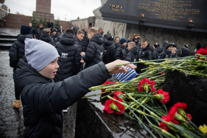 Команды Академии «Зенита» посетили Монумент героическим защитникам Ленинграда