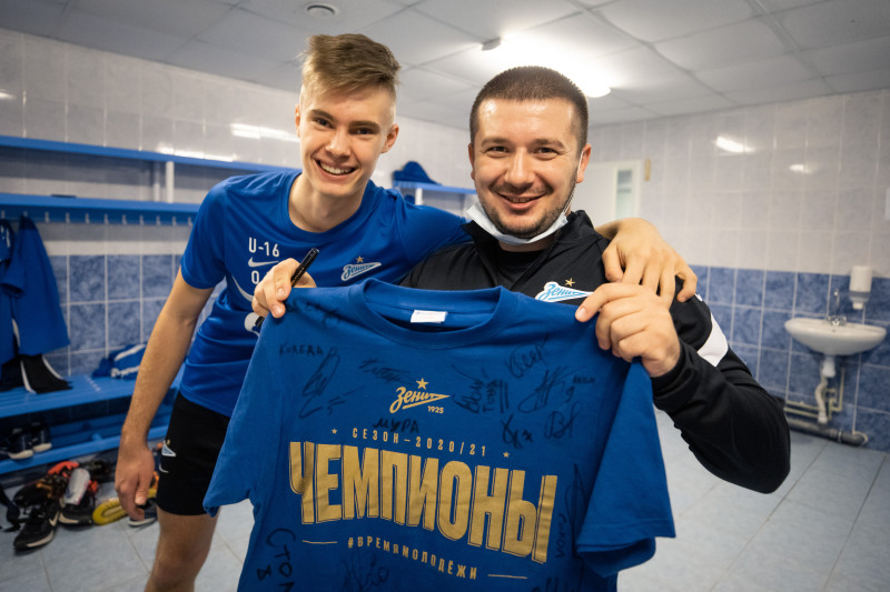 Поздравление команды «Зенит» U-17 с победой в ЮФЛ-2