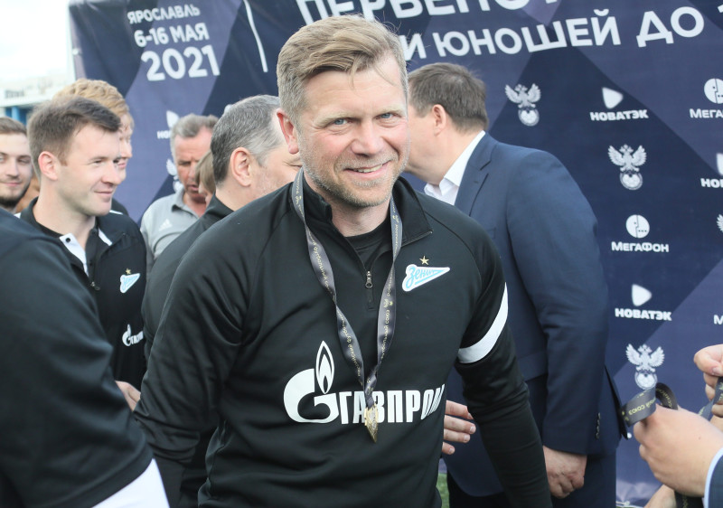 Церемония награждения «Зенита» U-16 кубком и золотыми медалями Чемпионов России