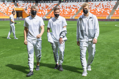 Игроки «Зенита» в чемпионской форме Nike перед матчем с «Тамбовом»