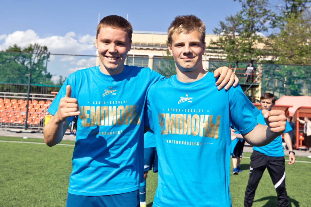 Юношеская футбольная лига-1, ФШМ — «Зенит»