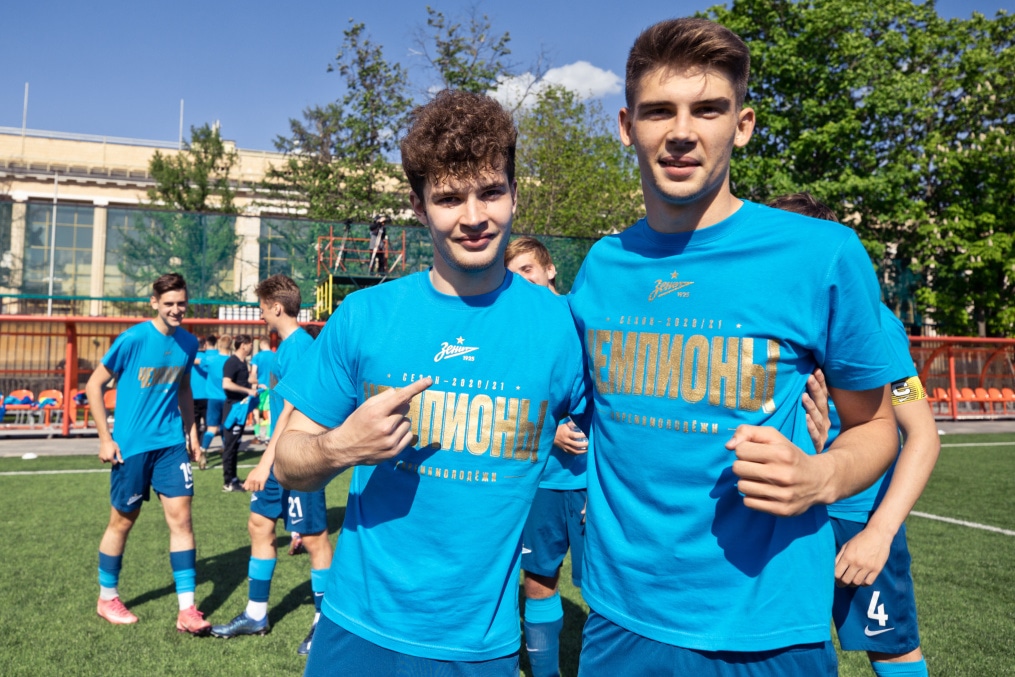 Юношеская футбольная лига-1, ФШМ — «Зенит»