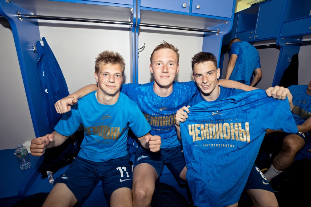 Юношеская футбольная лига-1, ФШМ — «Зенит»