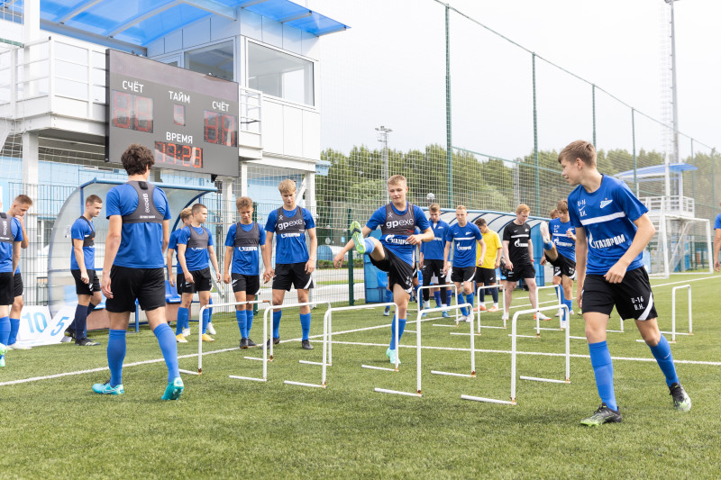 «Зенит» U-17 возобновил тренировки в «Газпром»-Академии