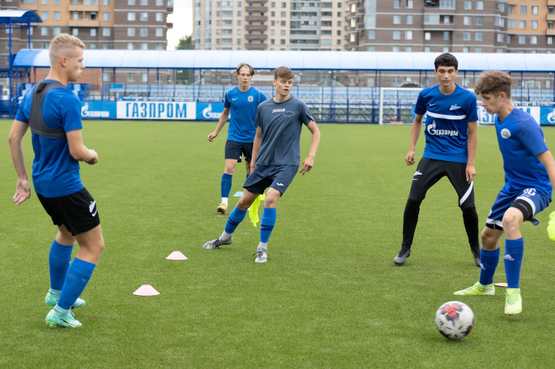 «Зенит» U-16 возобновил тренировки в «Газпром»-Академии