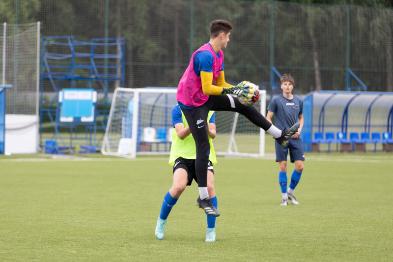 «Зенит» U-16 возобновил тренировки в «Газпром»-Академии