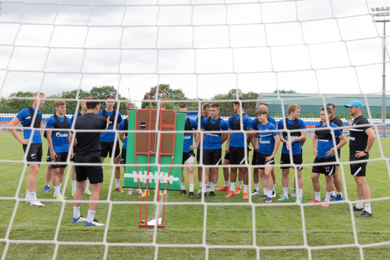 «Газпром» — тренировочные сборы «Зенита»-м в в Ставропольском крае: 7 июля, утренняя тренировка