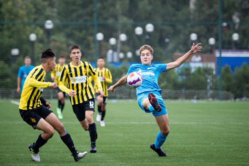 Турнир памяти Владимира Казаченка: первый день