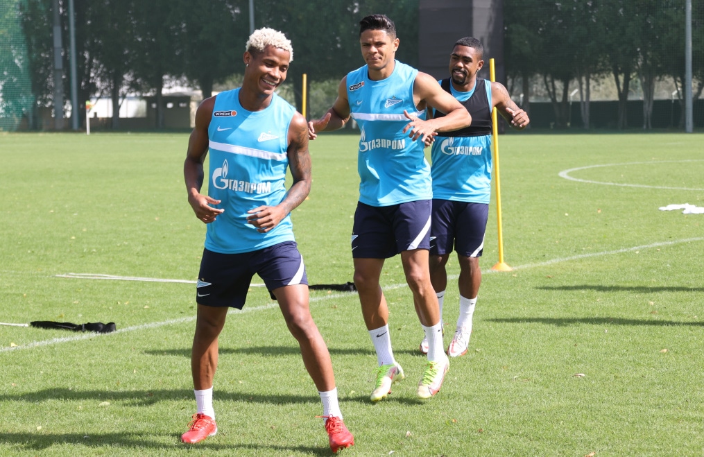 «Газпром»-тренировочные сборы в Дубае: 21 января, утренняя тренировка