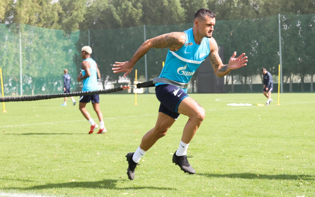 «Газпром»-тренировочные сборы в Дубае: 21 января, утренняя тренировка