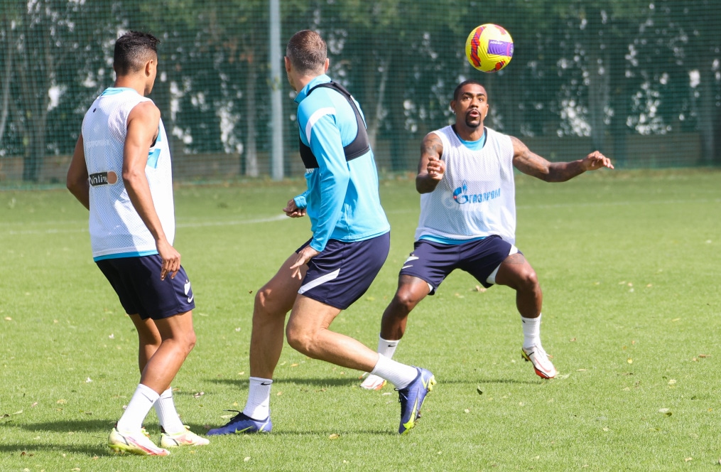 «Газпром»-тренировочные сборы в Дубае: 21 января, утренняя тренировка