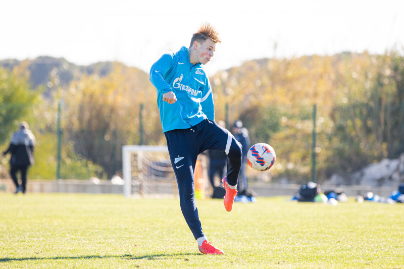 Сборы «Зенита»-м в Турции: 17 января, утренняя тренировка