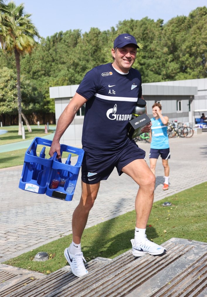 «Газпром»-тренировочные сборы в Дубае: 17 января, утренняя тренировка