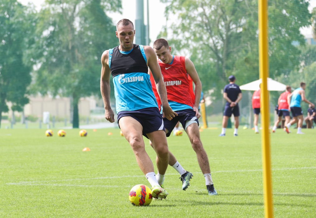 «Газпром»-тренировочные сборы в Дубае: 17 января, утренняя тренировка