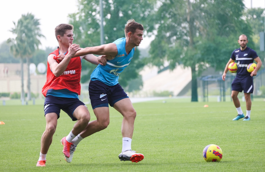 «Газпром»-тренировочные сборы в Дубае: 17 января, утренняя тренировка