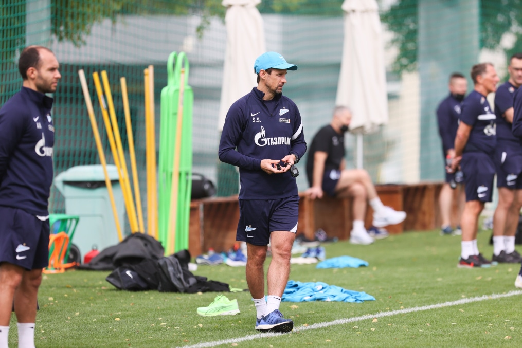 «Газпром»-тренировочные сборы в Дубае: 15 января, утренняя тренировка