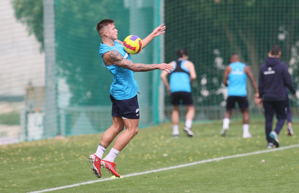 «Газпром»-тренировочные сборы в Дубае: 15 января, утренняя тренировка