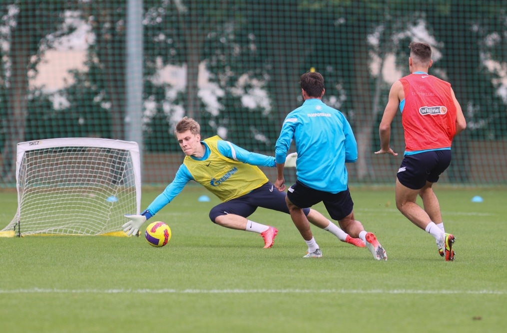 «Газпром»-тренировочные сборы в Дубае: 15 января, утренняя тренировка