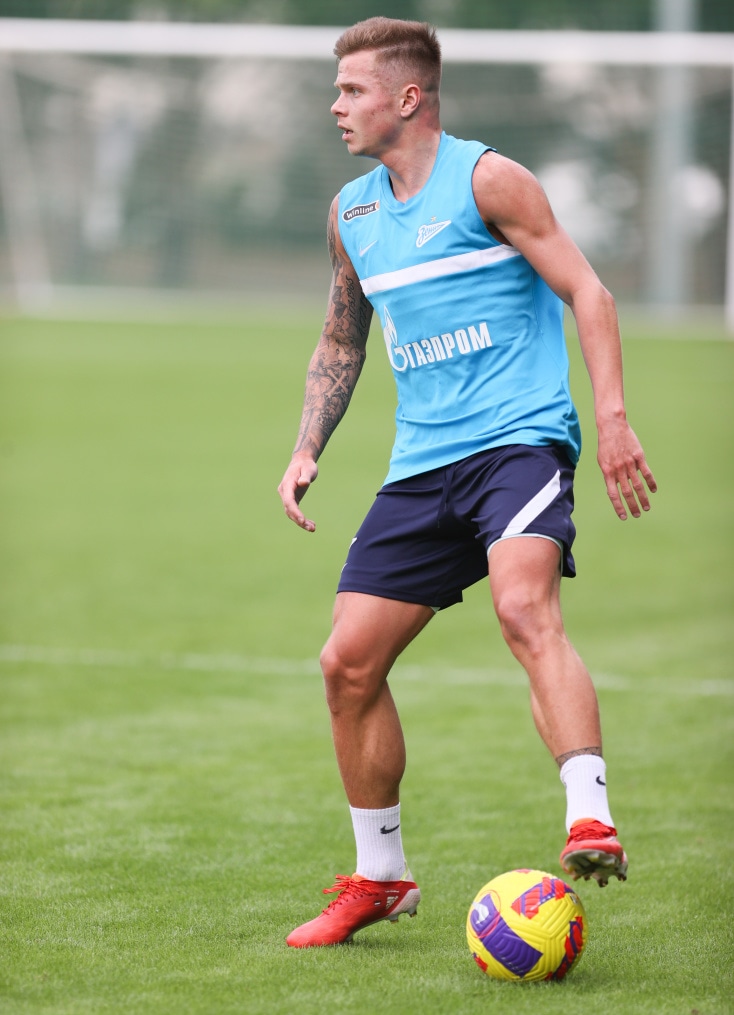 «Газпром»-тренировочные сборы в Дубае: 15 января, утренняя тренировка