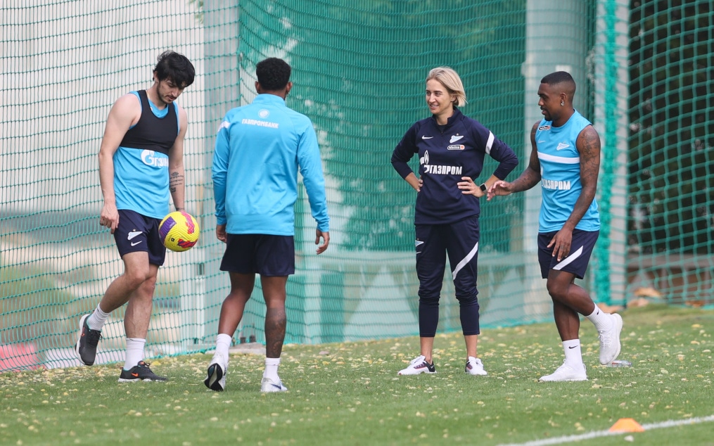 «Газпром»-тренировочные сборы в Дубае: 15 января, утренняя тренировка