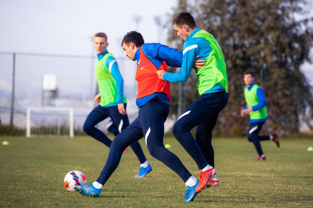 Сборы «Зенита»-м в Турции: 26 января, вечерняя тренировка