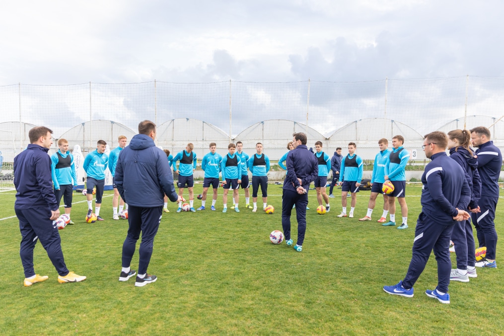 «Газпром»-тренировочные сборы «Зенита»-м в Турции: 22 февраля, вечерняя тренировка.