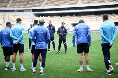 Тренировка сине-бело-голубых на стадионе «Ла-Картуха»