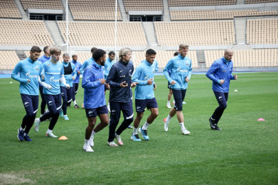 Тренировка сине-бело-голубых на стадионе «Ла-Картуха»