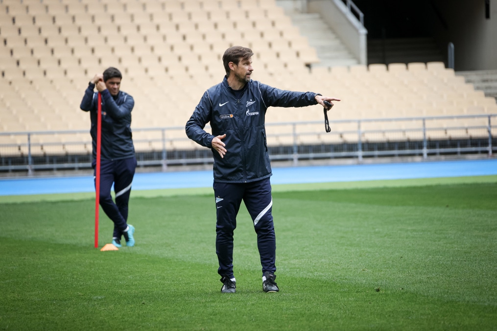 Тренировка сине-бело-голубых на стадионе «Ла-Картуха»
