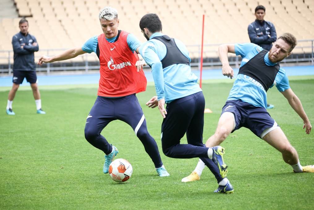 Тренировка сине-бело-голубых на стадионе «Ла-Картуха»