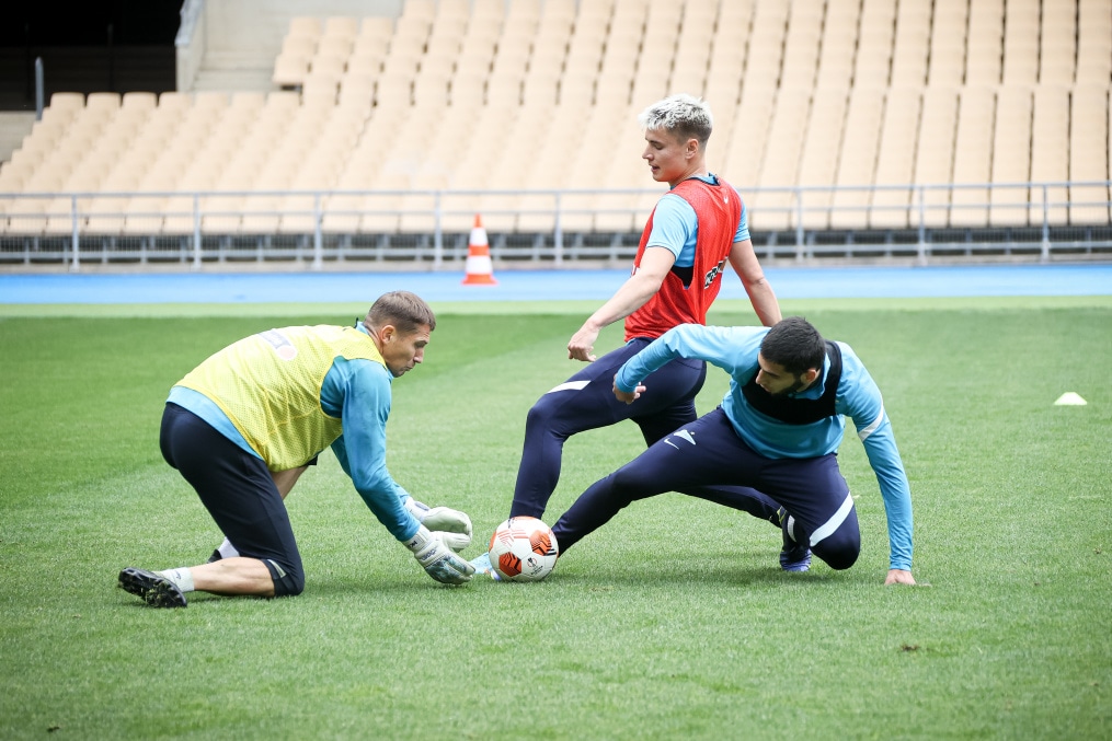 Тренировка сине-бело-голубых на стадионе «Ла-Картуха»