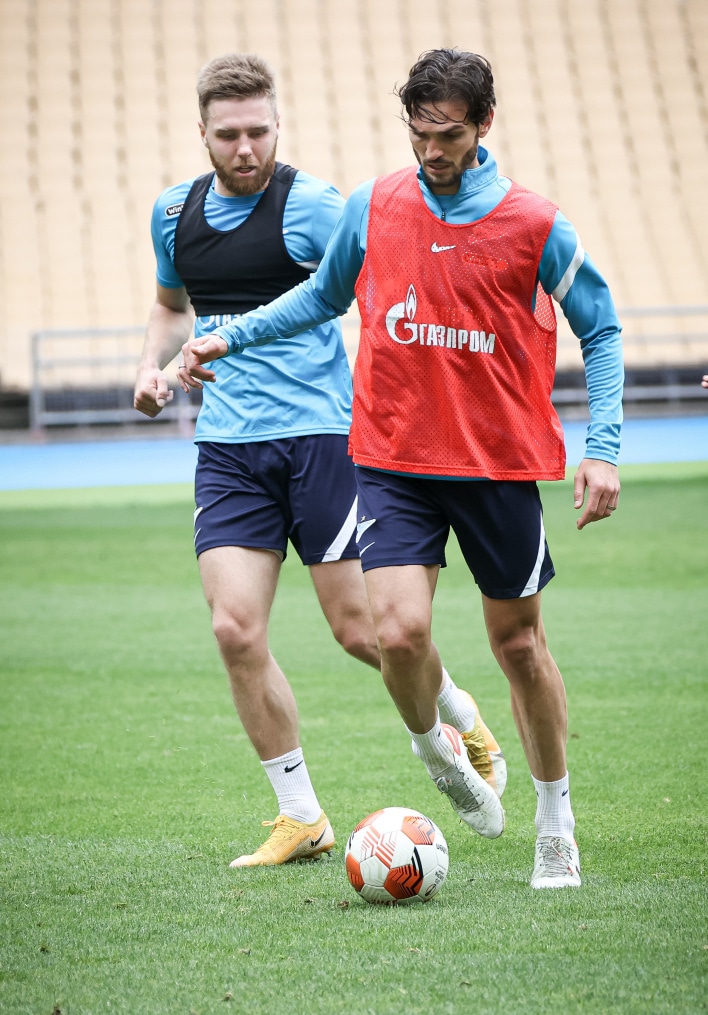 Тренировка сине-бело-голубых на стадионе «Ла-Картуха»