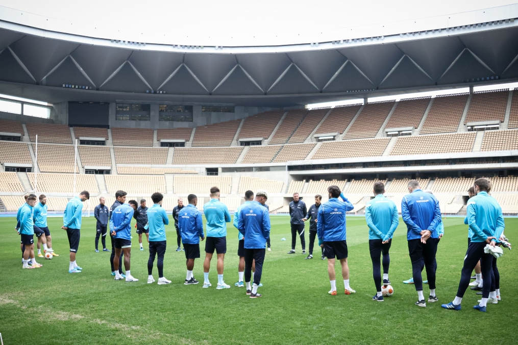 Тренировка сине-бело-голубых на стадионе «Ла-Картуха»