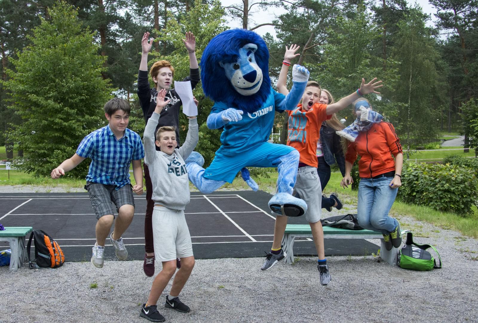 Синегривый Лев посетил детский лагерь «Звездный»