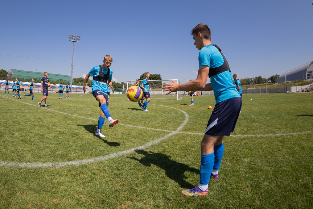 «Газпром» — тренировочные сборы «Зенита»-м в Ставропольском крае: 5 июля, утренняя тренировка