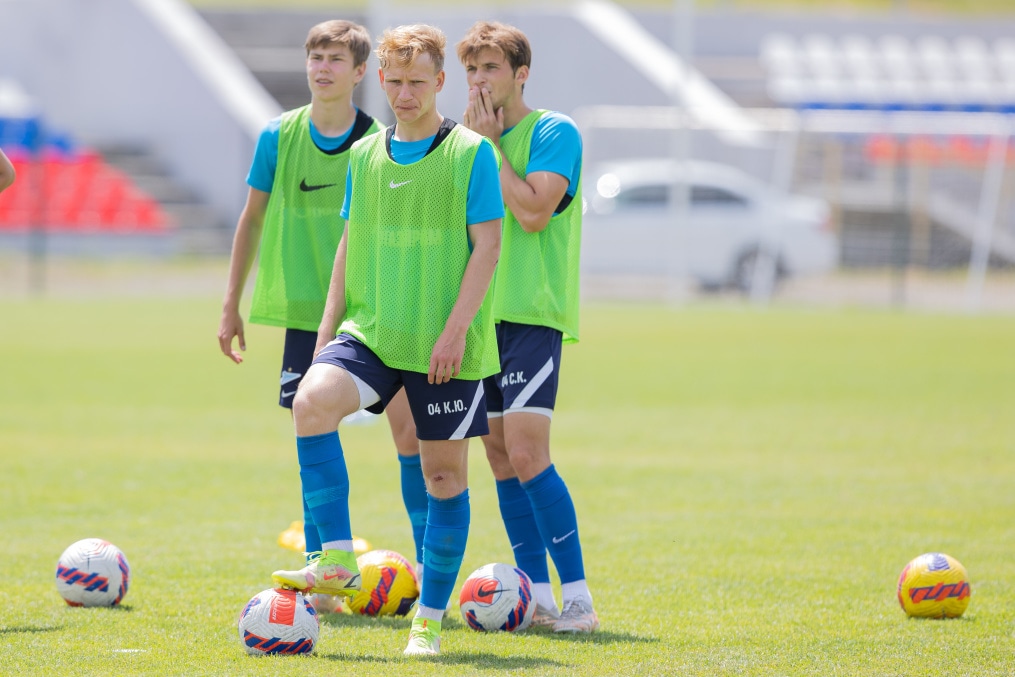 «Газпром» — тренировочные сборы «Зенита»-м в Ставропольском крае: 5 июля, утренняя тренировка