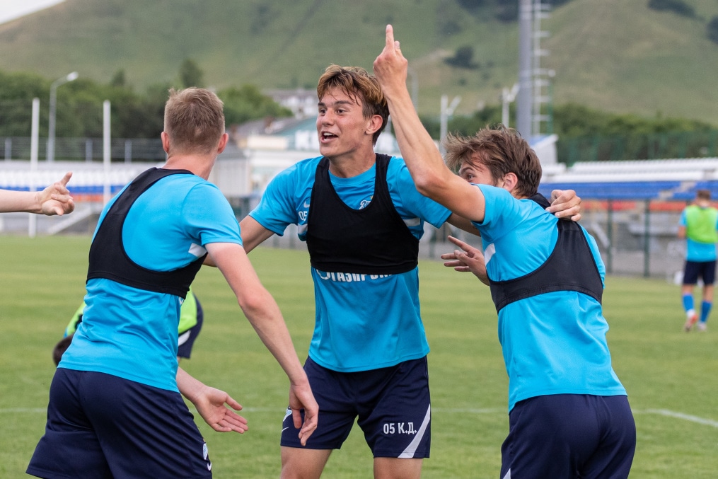 «Газпром» — тренировочные сборы «Зенита»-м в Ставропольском крае:  5 июля, вечерняя тренировка