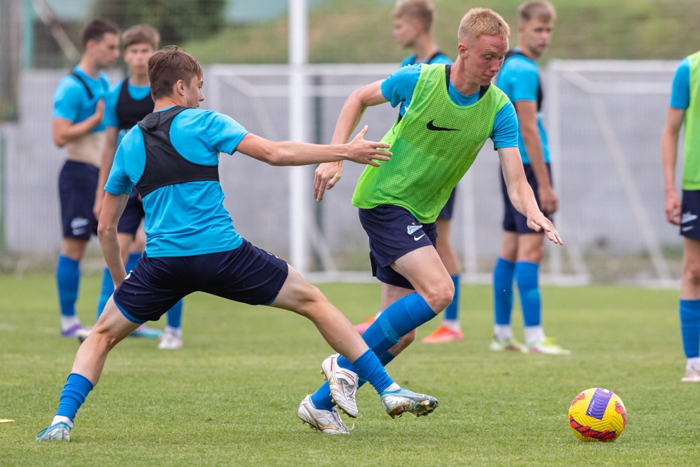 «Газпром» — тренировочные сборы «Зенита»-м в Ставропольском крае:  5 июля, вечерняя тренировка