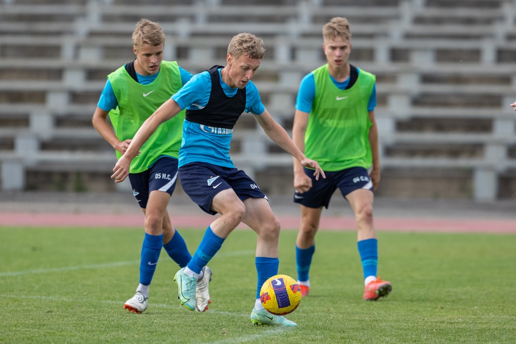 «Газпром» — тренировочные сборы «Зенита»-м в Ставропольском крае:  5 июля, вечерняя тренировка