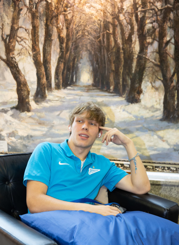 Команда «Зенит» в «Пулково» перед вылетом на матч с «Химками»