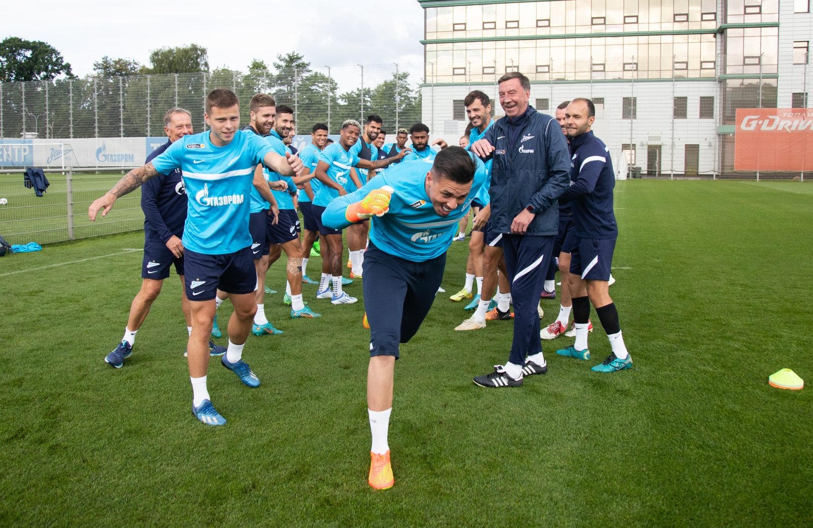 Первая тренировка Ивана Куарезмы