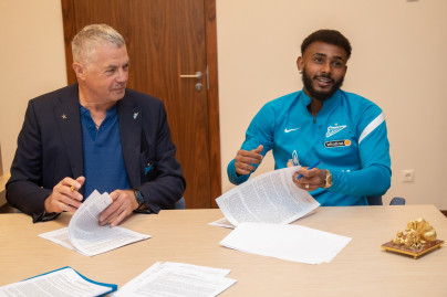 «Зенит» продлил контракт с Венделом