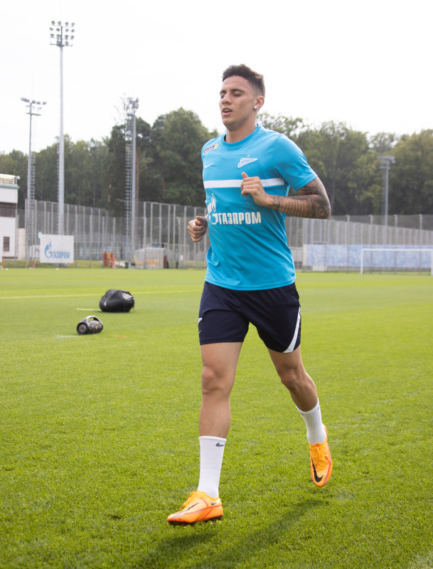 Открытая тренировка «Зенита» перед матчем с «Ахматом»