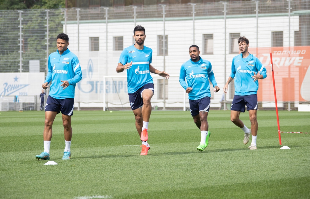 Открытая тренировка «Зенита» перед матчем с «Ахматом»