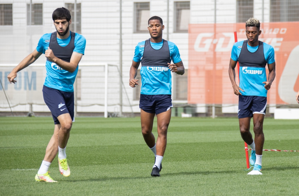 Открытая тренировка «Зенита» перед матчем с «Ахматом»